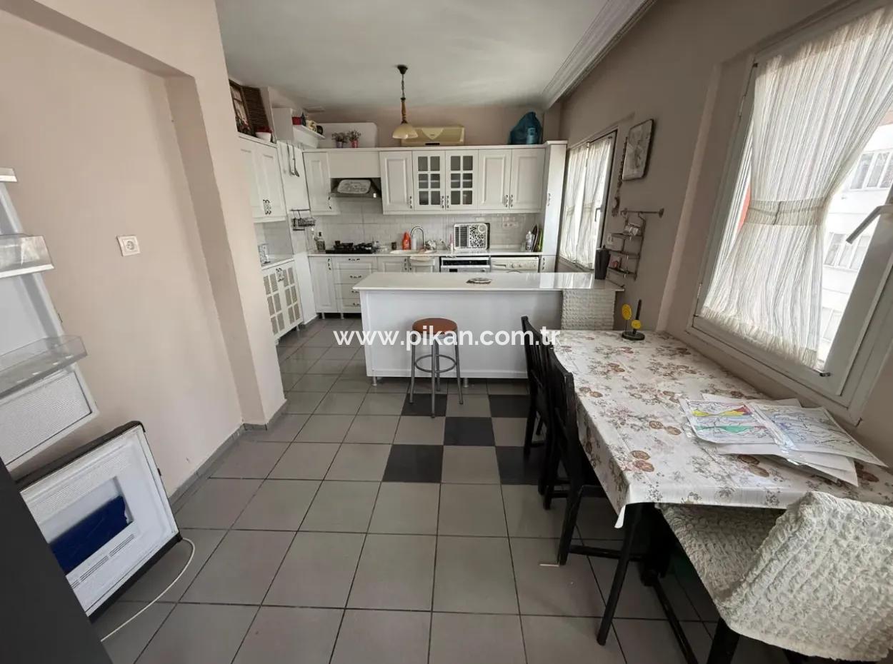 3 1 160M2 Closed Kitchen Flat For Sale In Ortaca Center.