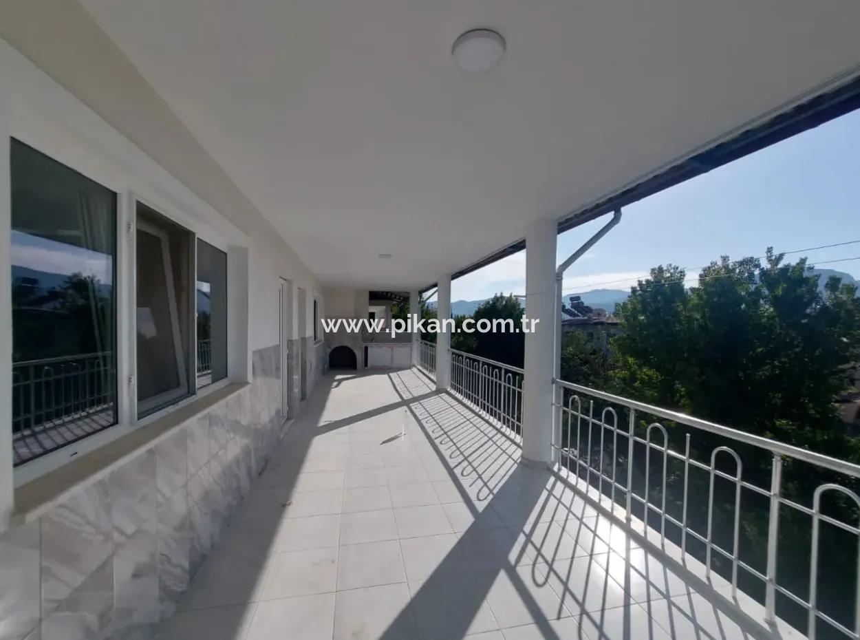 220 M2, 3 1 House For Rent In Muğla Ortaca Eskiköy.
