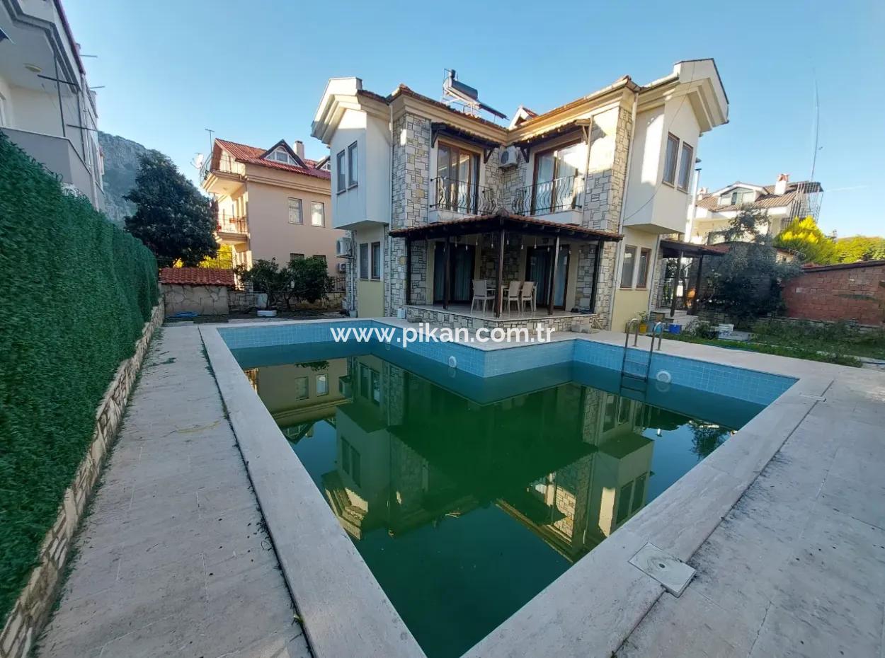Furnished 3 1, 2 Duplexes, 1 Of Which Is Rented On A 700 M2 Plot With A Swimming Pool In Muğla Dalyan