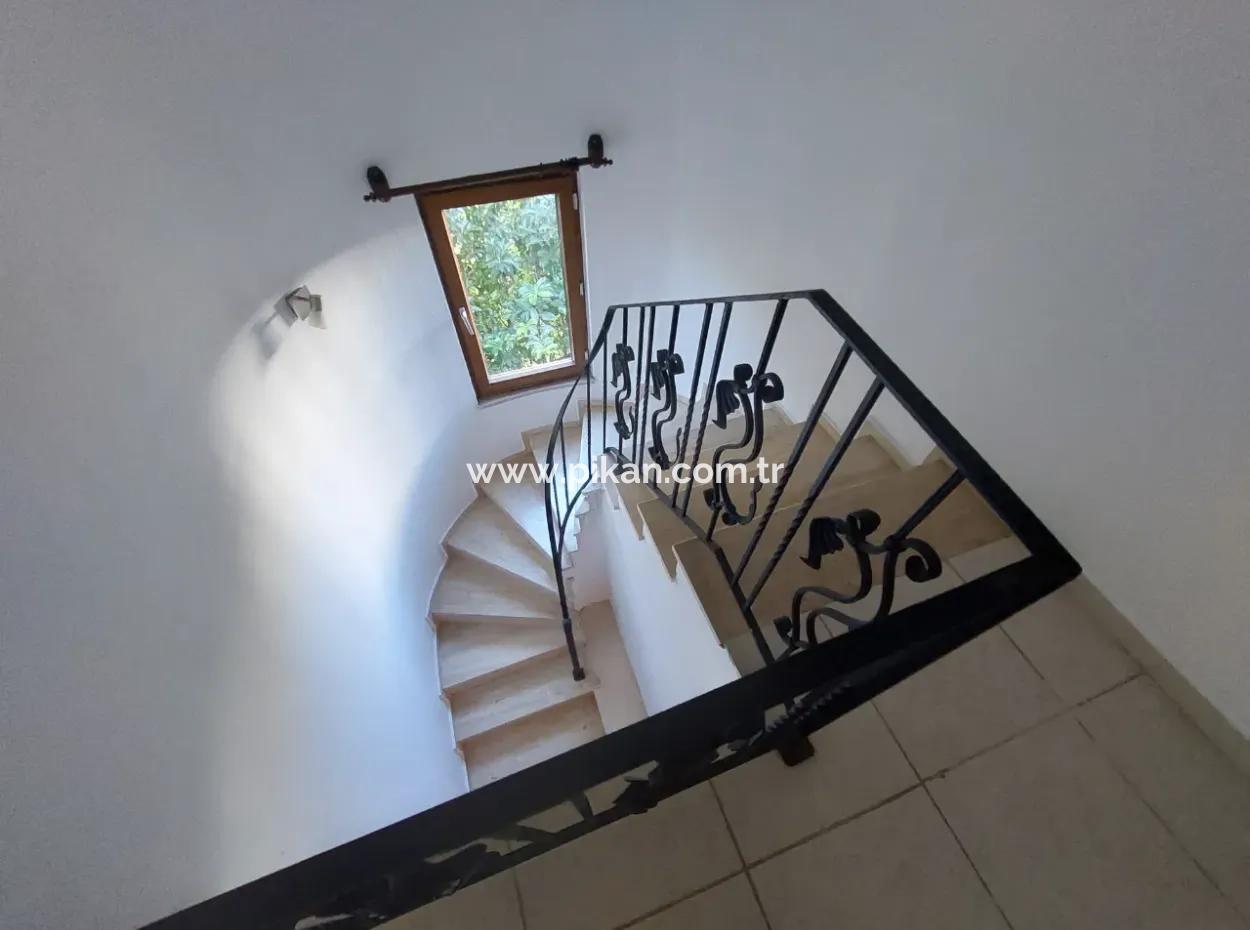 Furnished 3 1, 2 Duplexes, 1 Of Which Is Rented On A 700 M2 Plot With A Swimming Pool In Muğla Dalyan