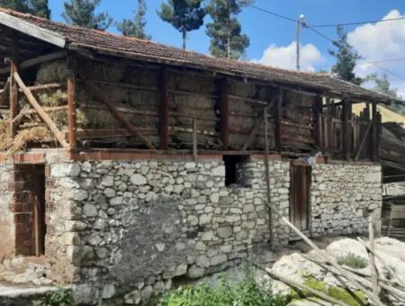 Beyağaç Sazak Ta 3 250 M2 Land Village House And Barn For Sale