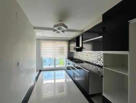3 1 Luxury Boulevard Front Flat In Residence For Sale