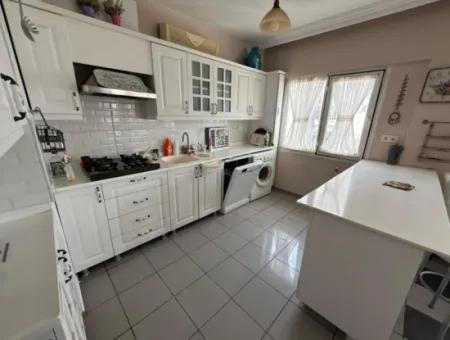 3 1 160M2 Closed Kitchen Flat For Sale In Ortaca Center.