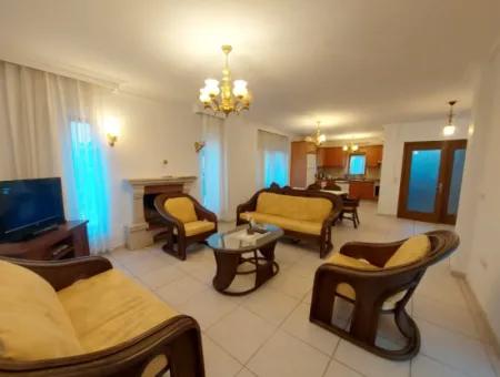 Furnished 3 1, 2 Duplexes, 1 Of Which Is Rented On A 700 M2 Plot With A Swimming Pool In Muğla Dalyan