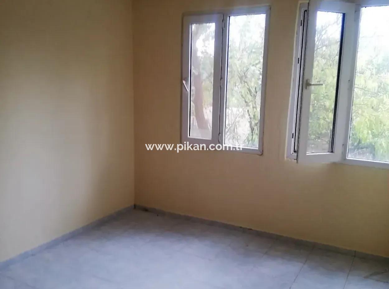 Ortaca Eskiköyde Kiralık Giriş Kat 3+1 Daire