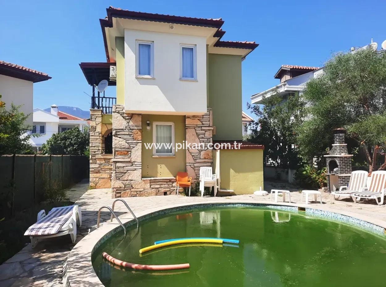 Muğla Dalyanda Satılık Kelepir 2+1 Yüzme Havuzlu Villa