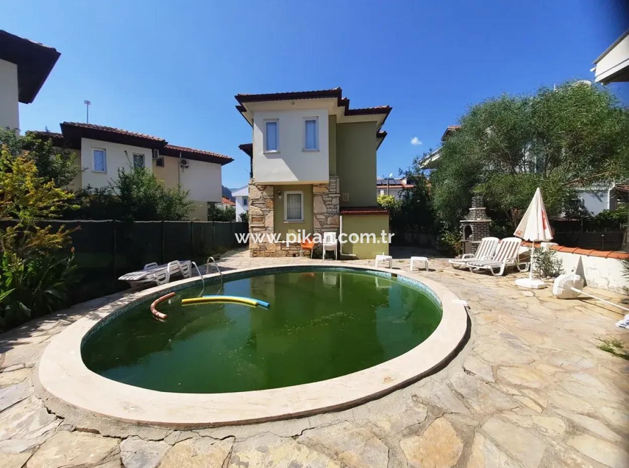 Muğla Dalyanda Satılık Kelepir 2+1 Yüzme Havuzlu Villa