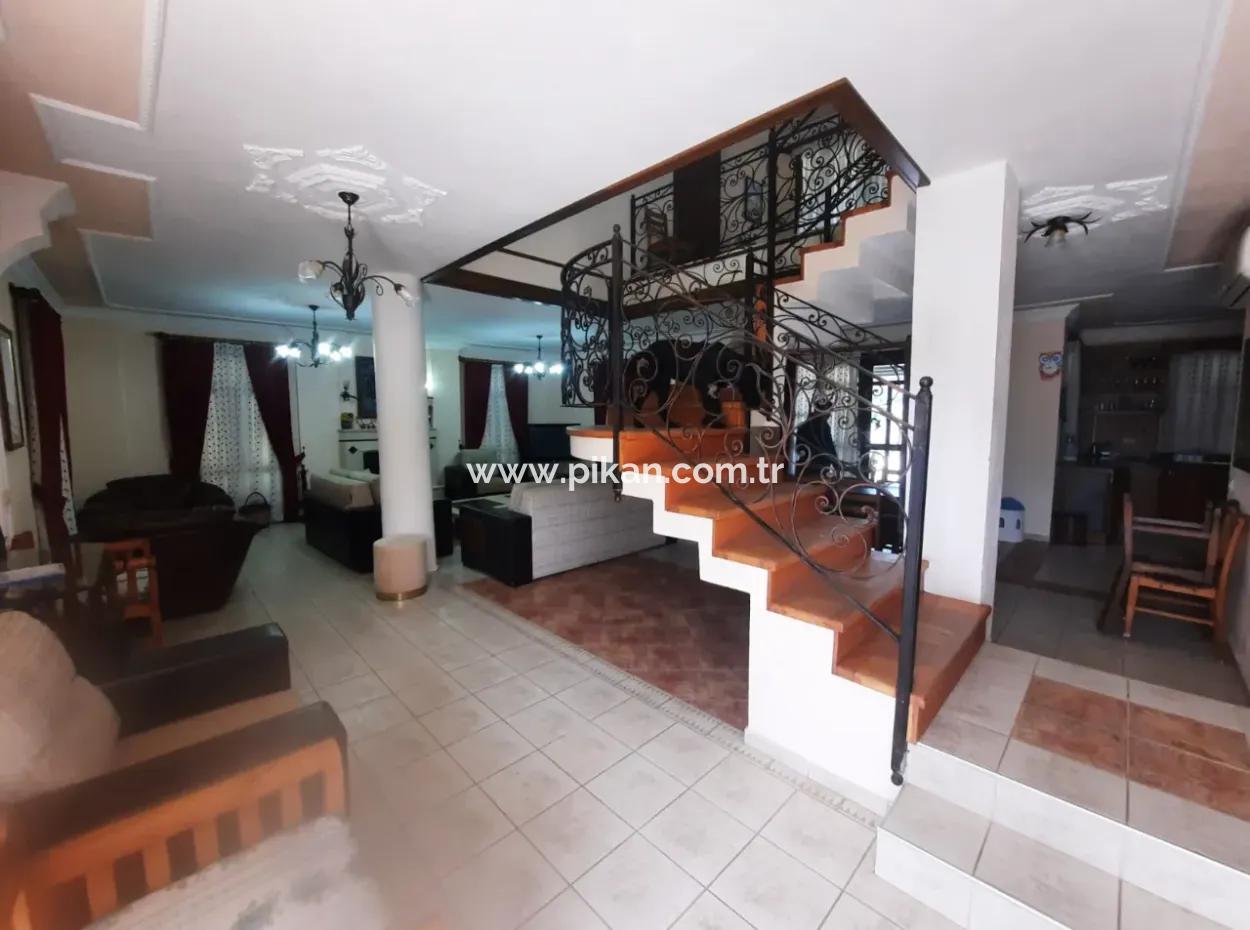 Muğla Ortaca Dalyan Da 280 M2 4+1 Jakuzili Tripleks Satılık