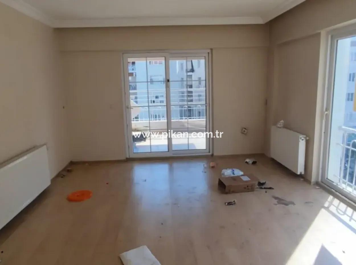 Muğla Ortaca Merkez De Eşyasız  3+1 Daire Senelik Kiralık