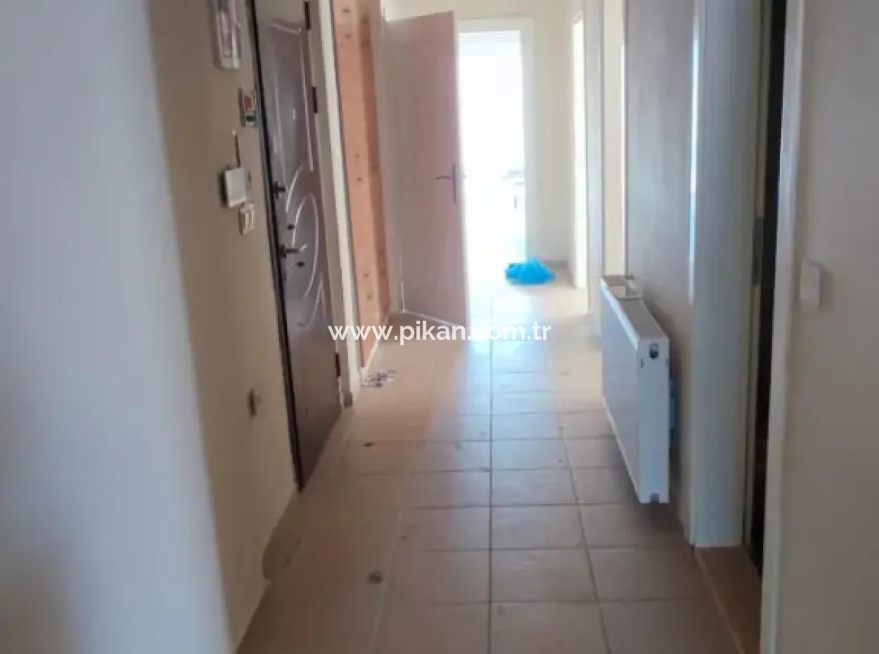 Muğla Ortaca Merkez De Eşyasız  3+1 Daire Senelik Kiralık