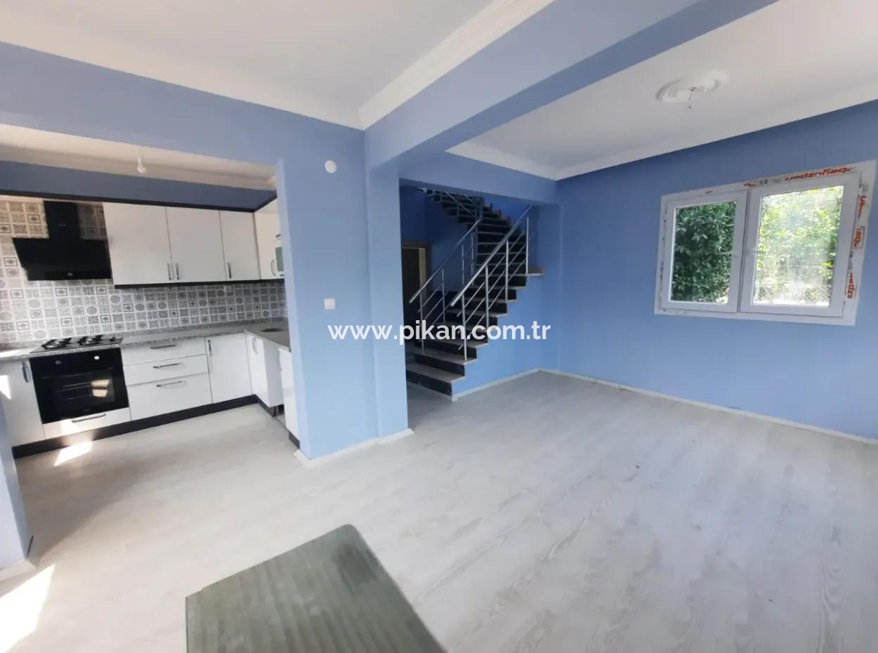 Muğla Köyceğiz Çandır Da 1 570 M2 Arazide, Yüzme Havuzlu, Göl Manzaralı Tripleks Satılık