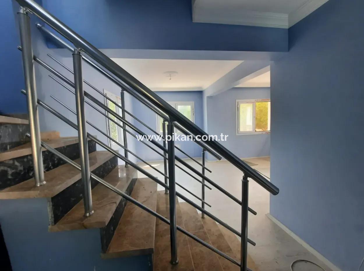 Muğla Köyceğiz Çandır Da 1 570 M2 Arazide, Yüzme Havuzlu, Göl Manzaralı Tripleks Satılık