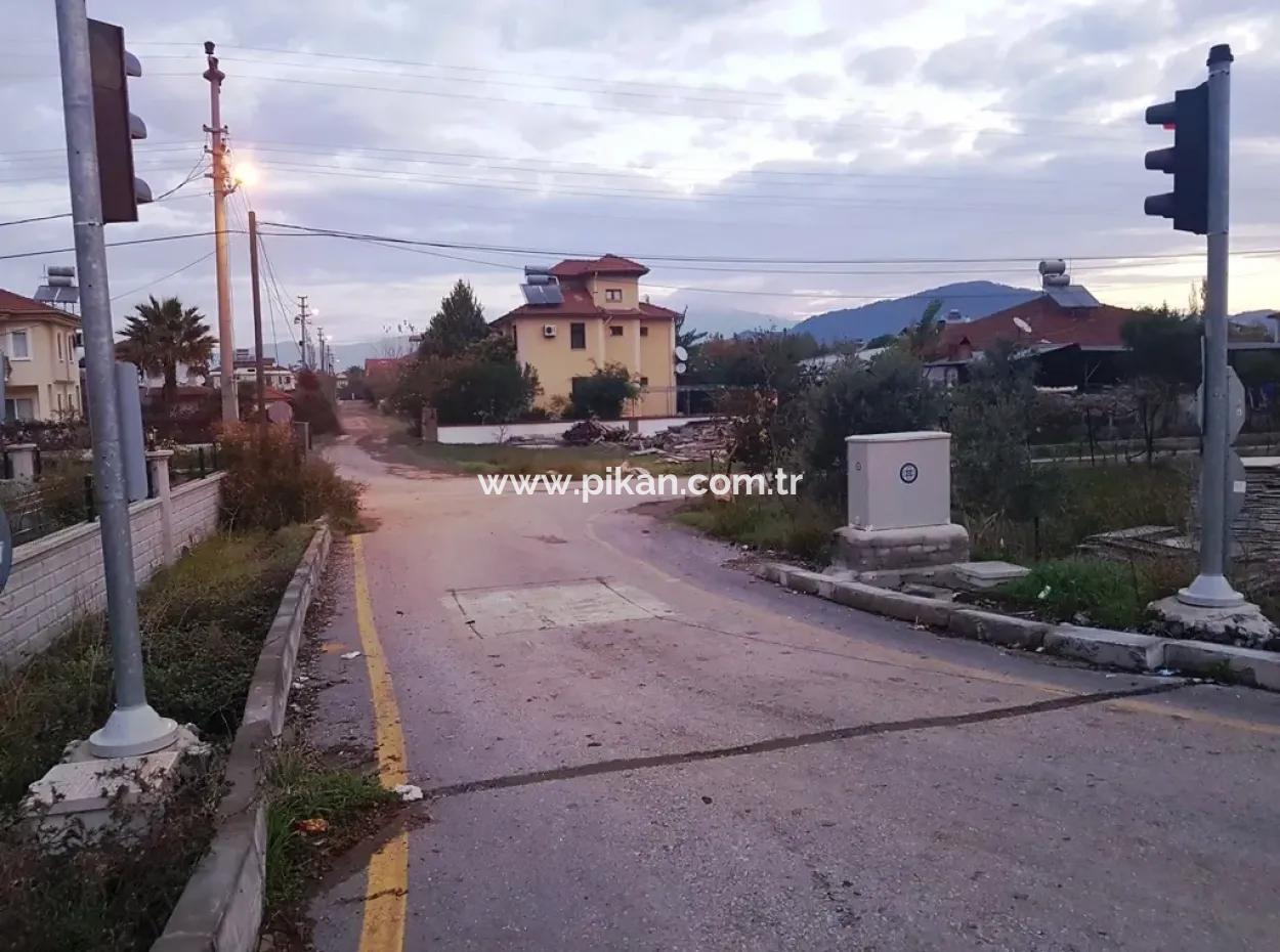 Okçularda Satılık Köşebaşı Arsa