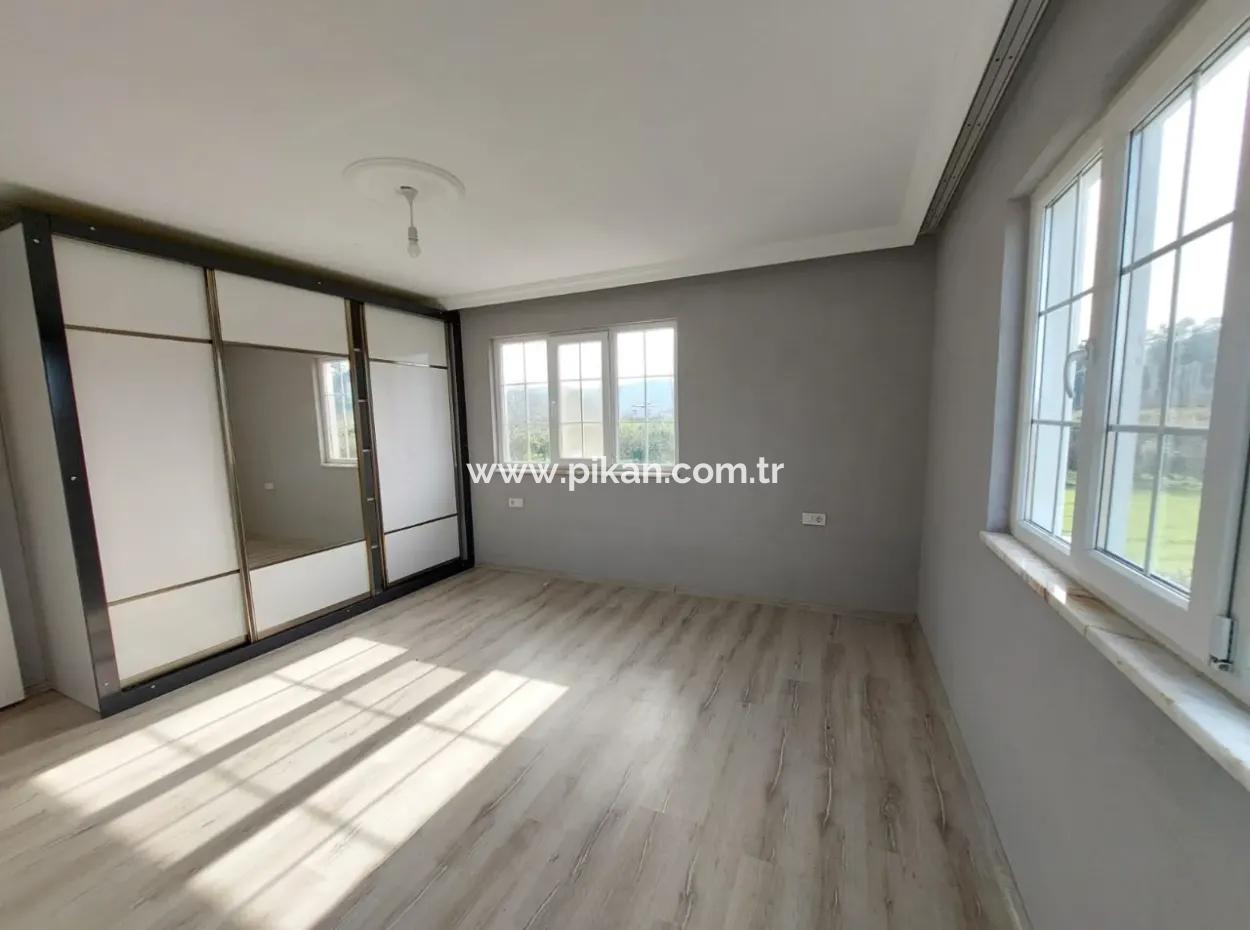 Muğla Dalyan Eskiköy'de Doğanın Kalbinde 4+1 Eşyasız Geniş Villa Yıllık Kiralık 