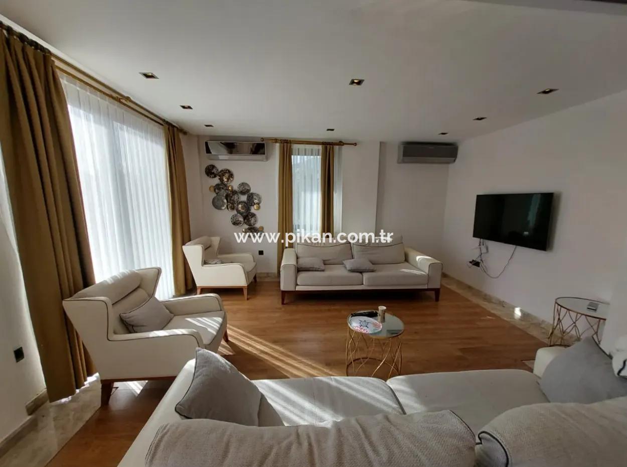 Muğla Ortaca Dalyan’da 770 M² Arsada 5+1 Havuzlu Müstakil Lüks Villa Satılık