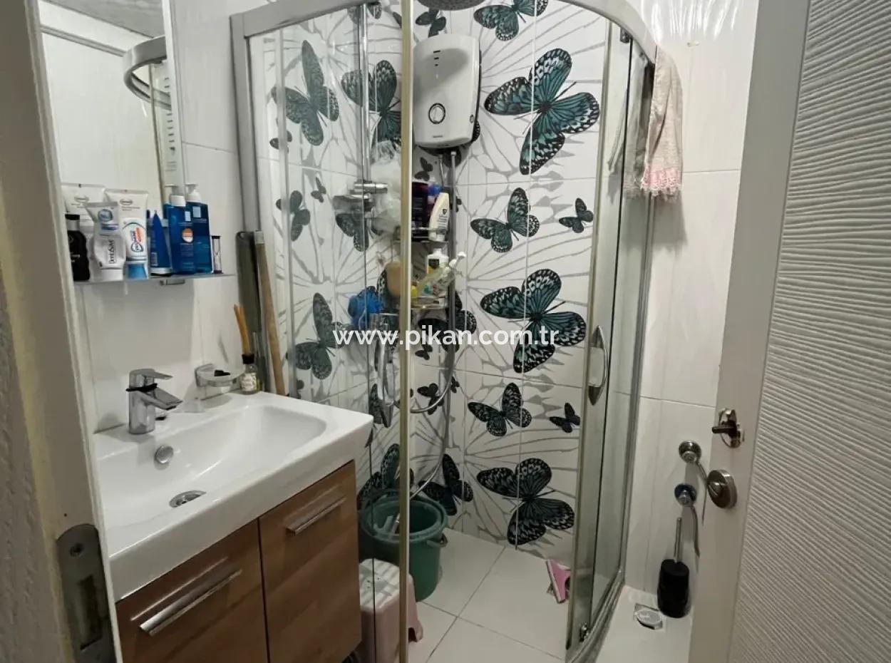 Cumhuriyet De 2+1 2. Kat Daire Satılık