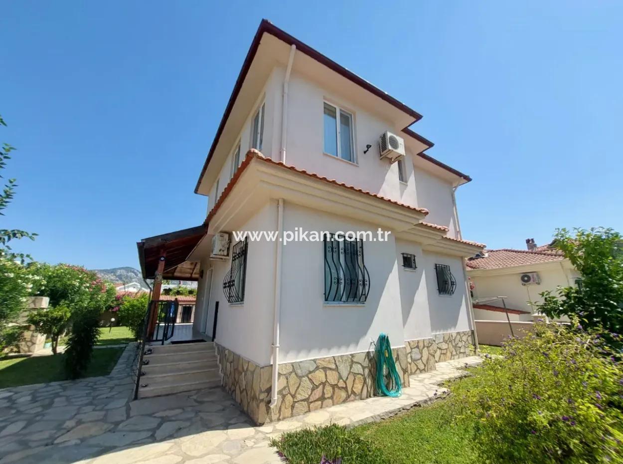 Muğla Dalyanda 580 M2 Müstakil Arsada, Yüzme Havuzlu 3+1 Villa Satılık