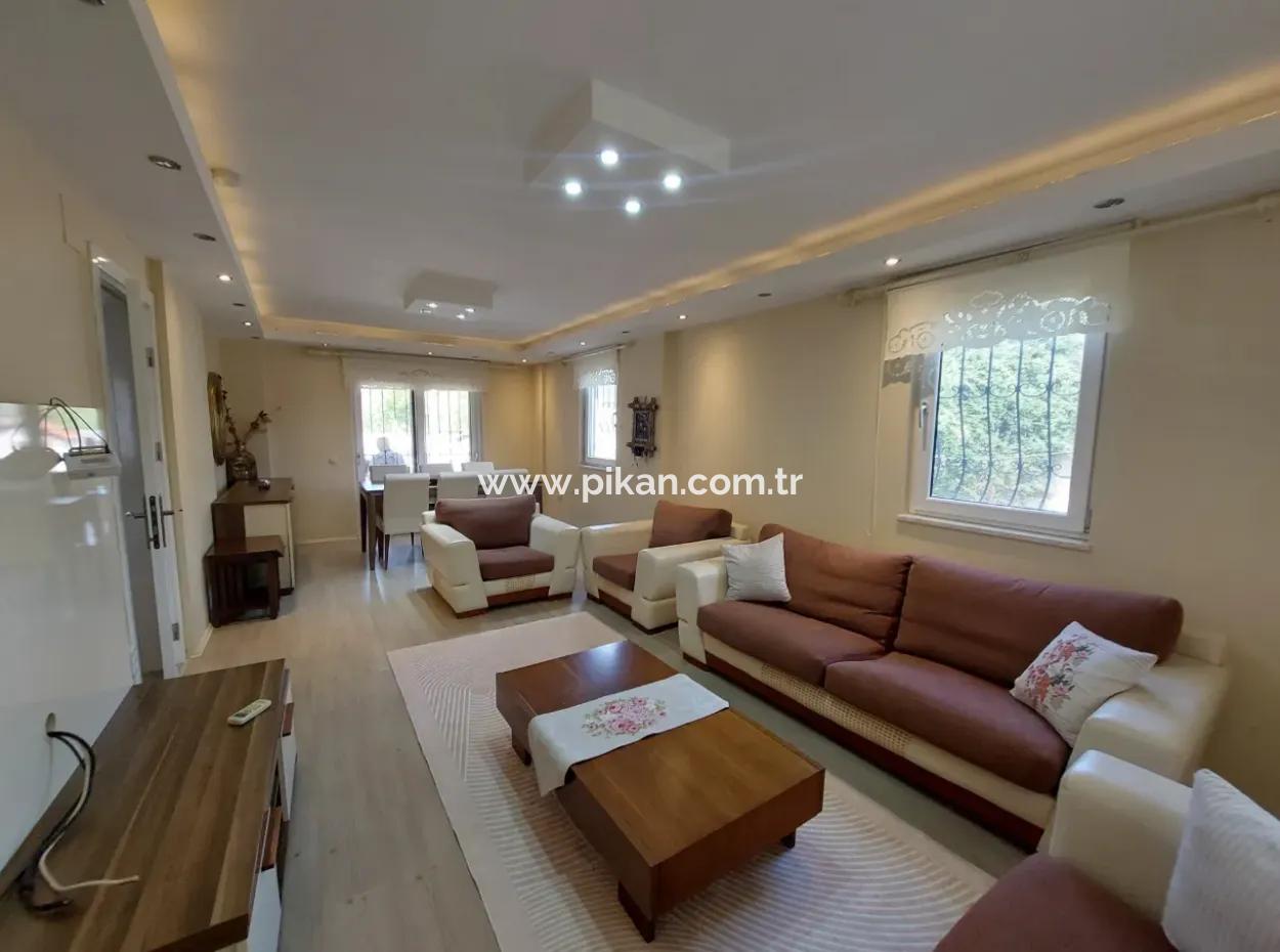 Muğla Dalyanda İşletmeye Uygun Havuzlu Lüks Villa Kiralık