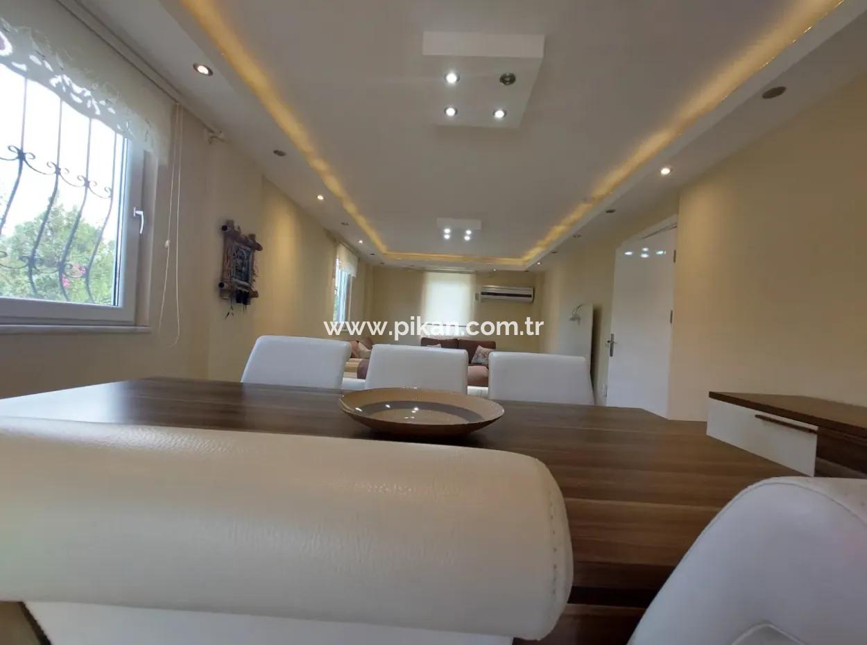 Muğla Dalyanda İşletmeye Uygun Havuzlu Lüks Villa Kiralık