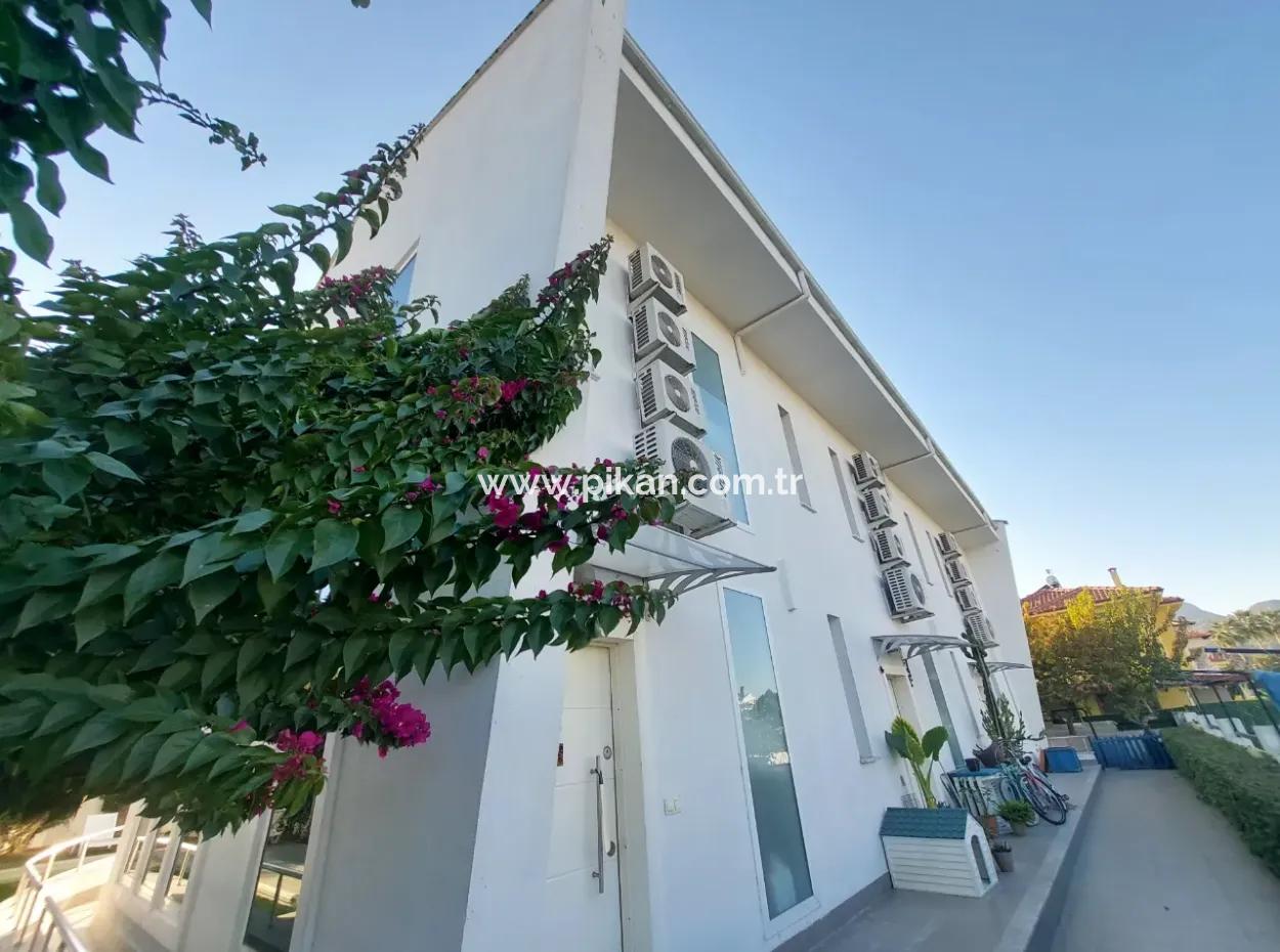 Muğla Dalyan Merkezde Yüzme Havuzlu 3+1 Fırsat Tripleks Satılık