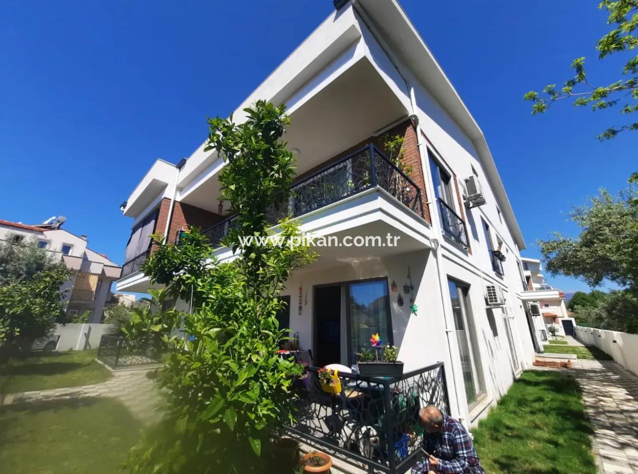 Fethiye Foçada 680 M2 Arsada Sıfır Yüzme Havuzlu.70M2, 2+1 Daire Satılık