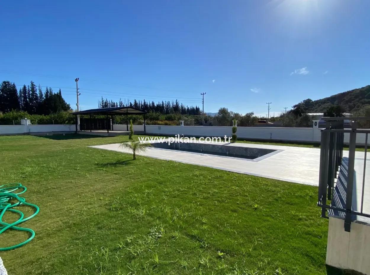 Ortaca Fevziyede Satılık 1000M2 Arsada Ultra Lüks Müstakil Villa.