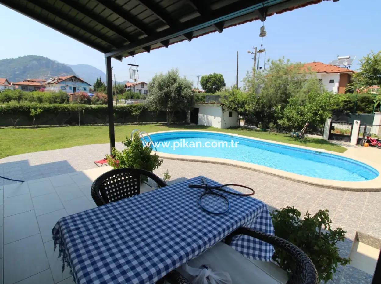 Dalyanda 500 M2 Müstakil Arsada Yüzme Havuzlu Eşyalı, Depreme Dayanıklı 4+1 Dubleks Satılık