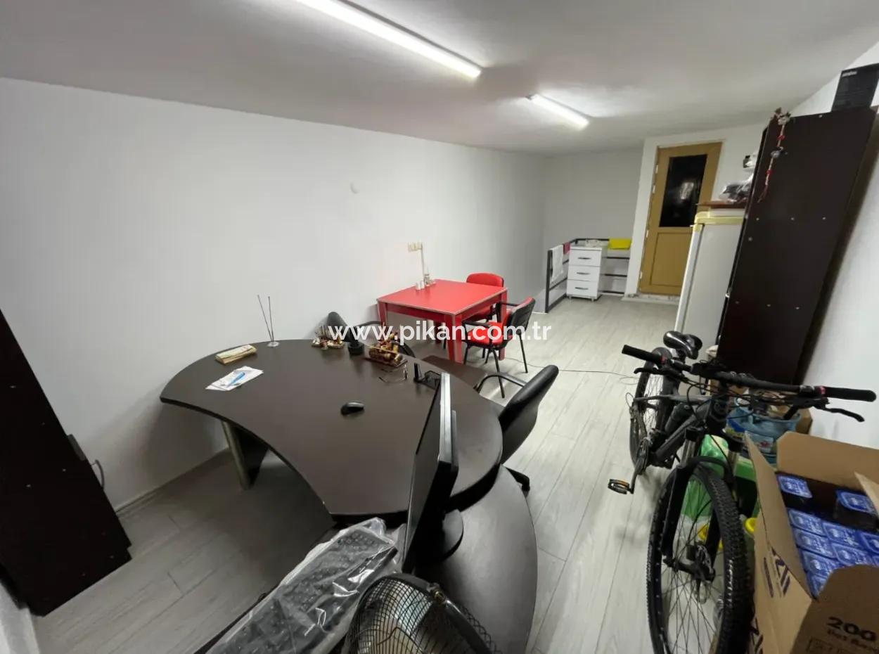 Ortaca Terzialilerde İşlek Caddede 54M2 Dükkan Satılık