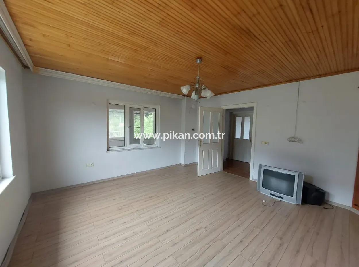Ortaca Marmarlıda Eşyasız 160 M2, 2+1 Giriş Kat Daire Kiralık.
