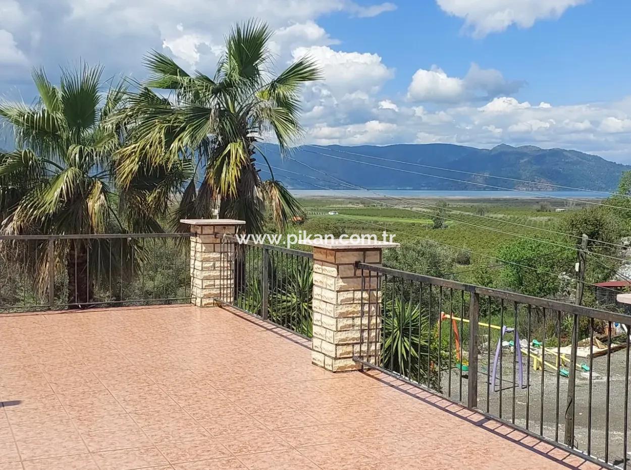 Muğla Dalyanda 400 M2 Müstakil Arsada Göl Ve Doga Manzaralı Mesken Satılık