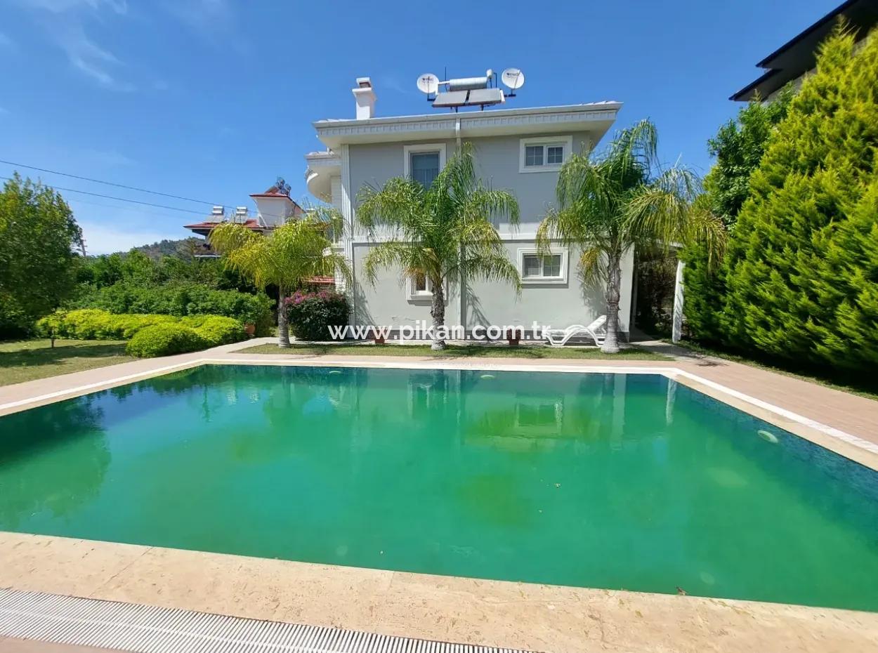 Ortaca Çaylıda, 750 M2 Arsada, 4+1 Lüx Villa Satılık