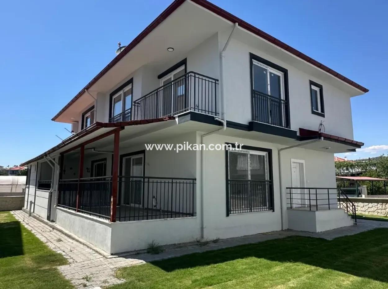 Ortaca Karaburunda Havuzlu Sitede 3+1 Dubleks Villa Kiralık