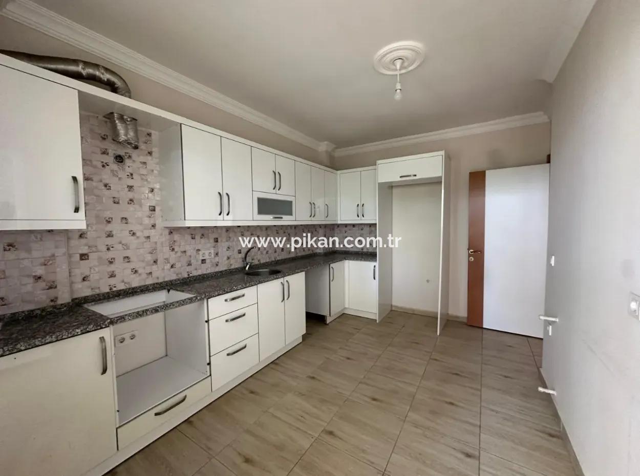 Ortaca Merkez De 3+1 Kapalı Mutfak Daire Kiralık