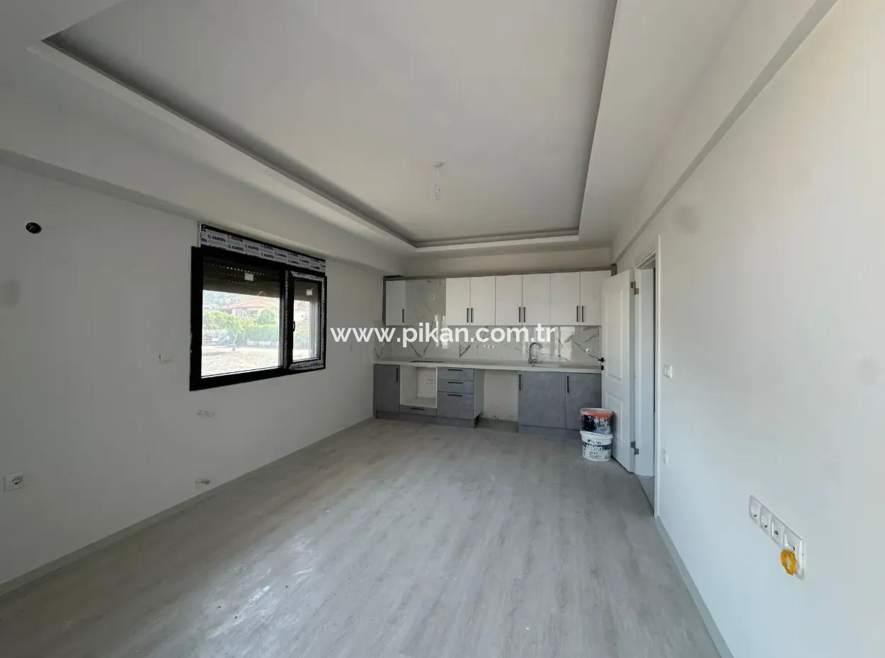 Ortaca Karaburunda Yüksek Giriş 2+1 Daire Kiralık