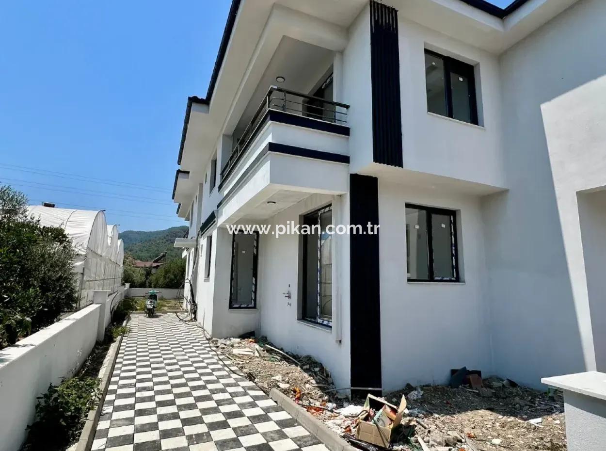 Ortaca Karaburun Da Yüksek Giriş 1+1 Daire Kiralık
