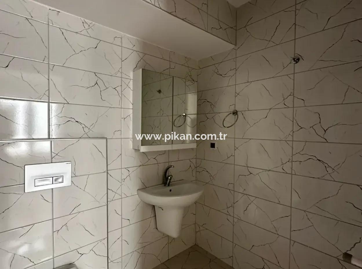 Ortaca Merkezde 3+1 110 M2 Daire Satılık.