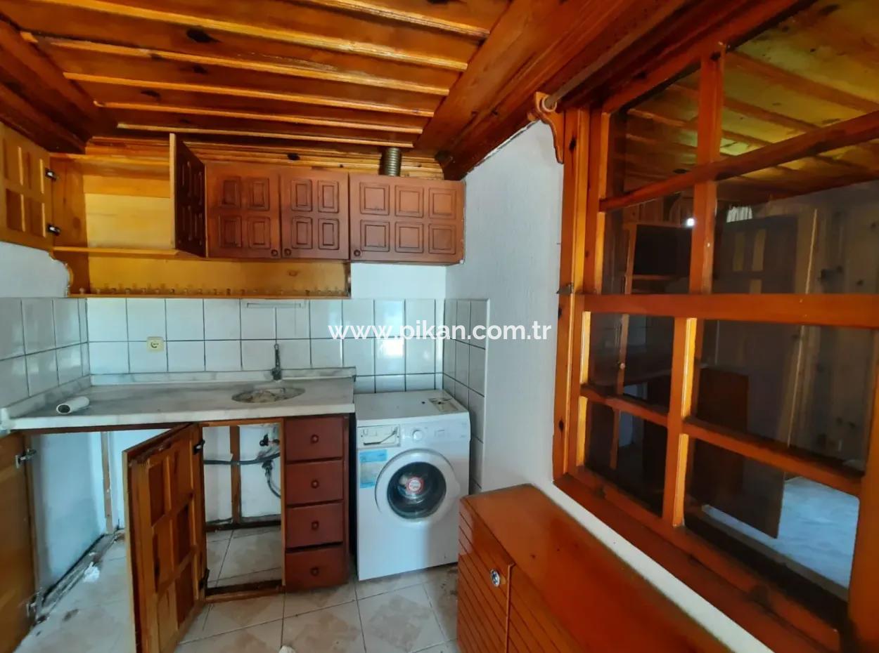 Muğla Ortaca Dalyan’da Yüzme Havuzlu 3+1, Ve  1+1 Eşyasız Villa Kiralık