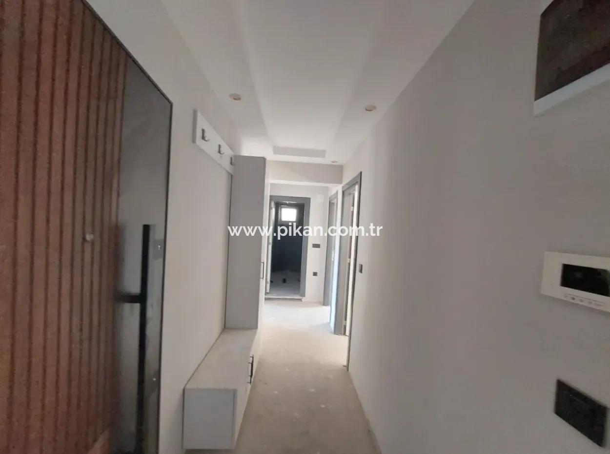 Muğla Ortaca Çaylı’da Havuzlu Sıfır Giriş Kat Daire Acil Satılık