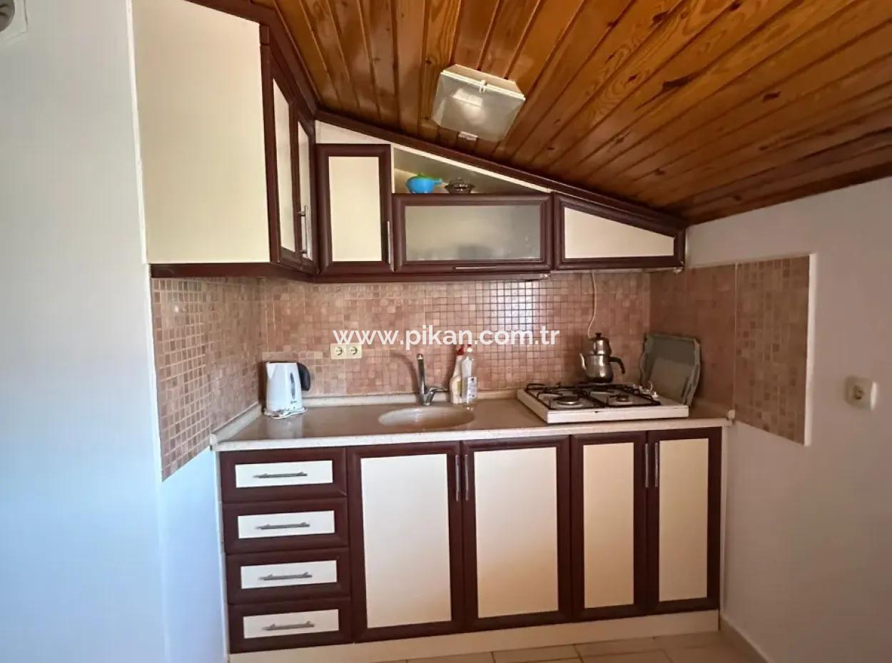 Ortaca Cumhuriyet De 1+1 Çatı Katı Daire Kiralık