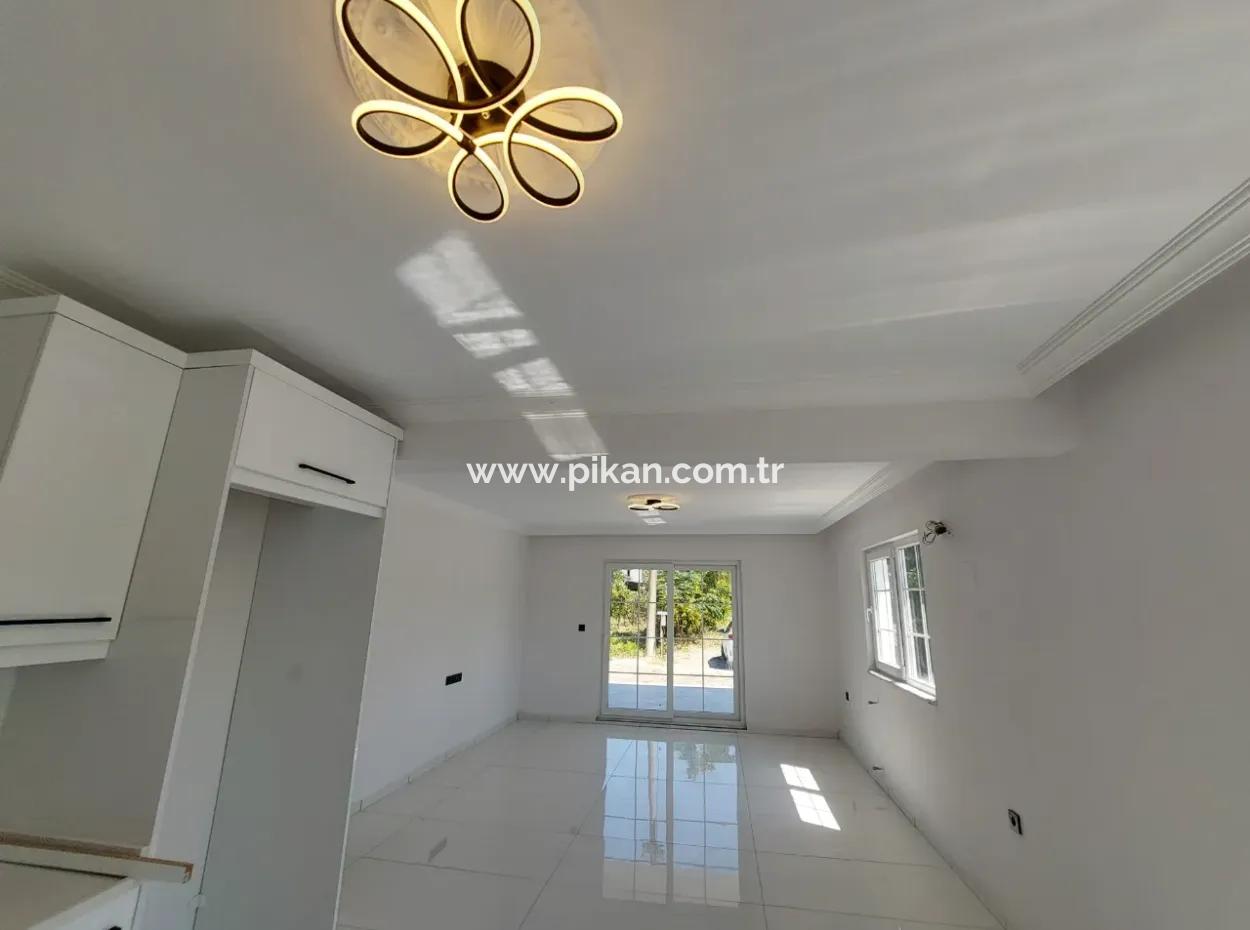 Muğla Ortaca Eskiköy’de  Doğanın Ortasında Huzurlu Bir Yaşam İçin İdeal 2+1 Tek Katlı Ev Kiralık.