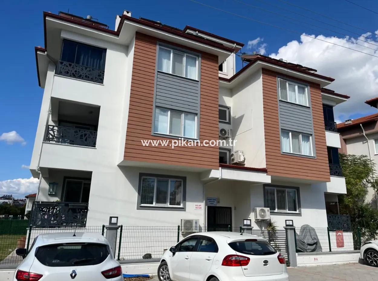Ortaca Cumhuriyet De Bulvara Cephe 3+1 Daire Satılık