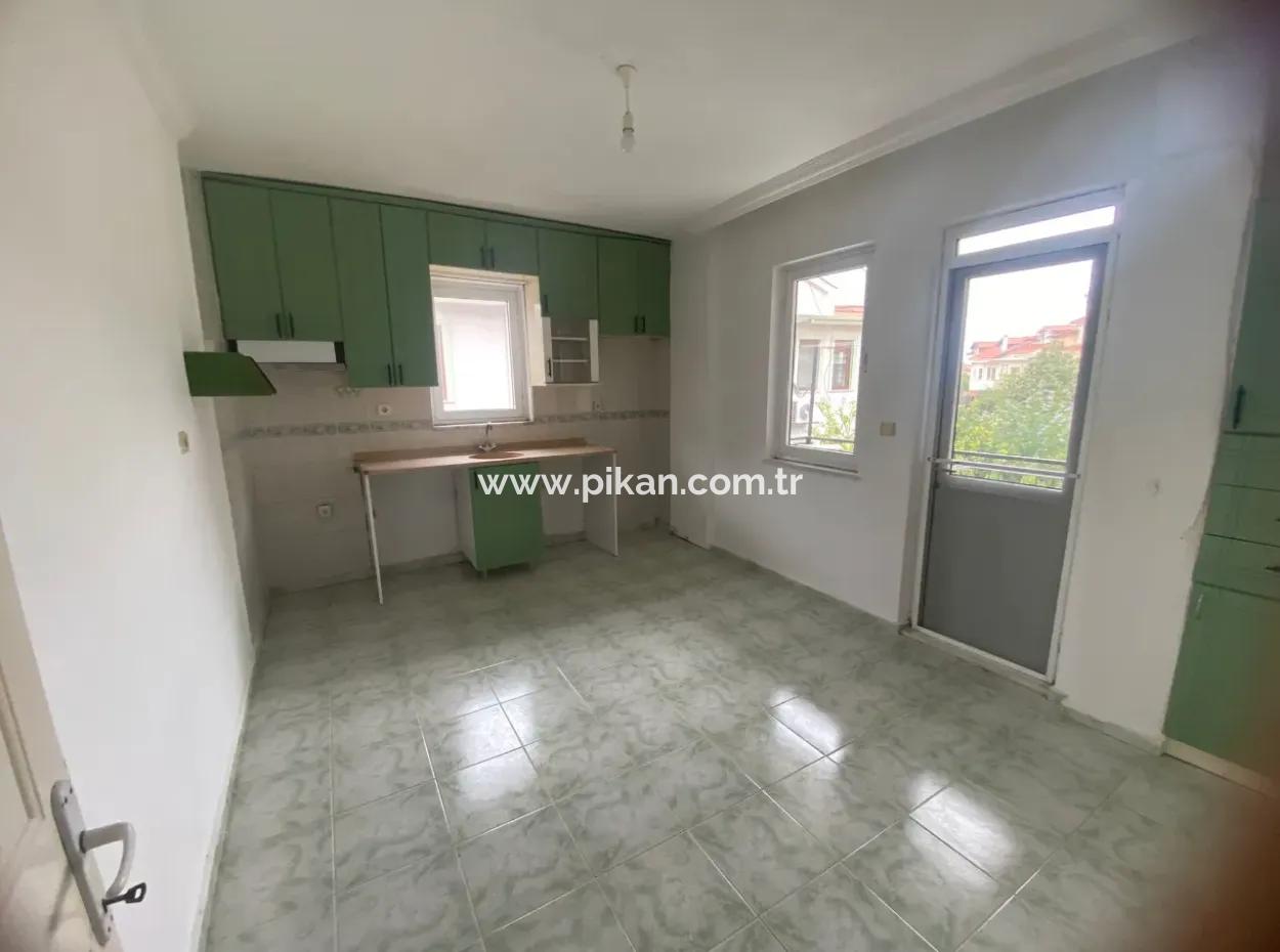 Muğla Dalyan  Merkezde 2+1 Eşyasız Daire Kiralık