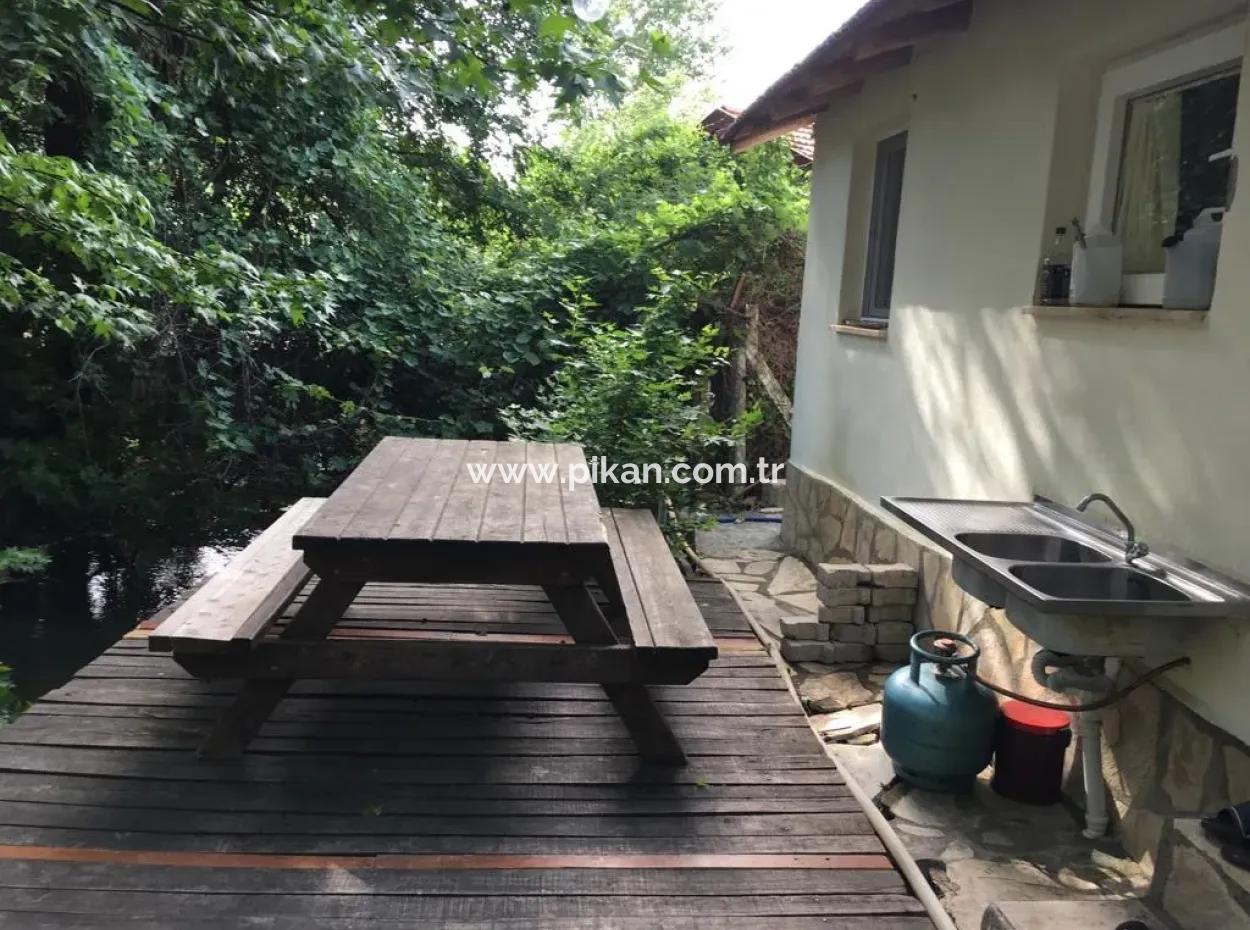 Muğla Ortaca Okçularda Eşyasız Kiralık 2+1 Bahçeli Köy Evi