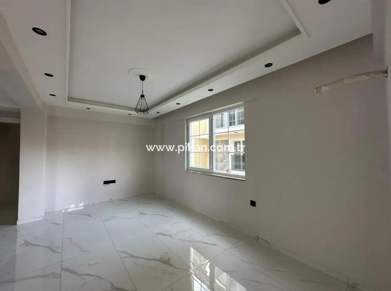 Ortaca Cumhuriyet De 2+1 Sıfır Havuzlu Daire Satılık