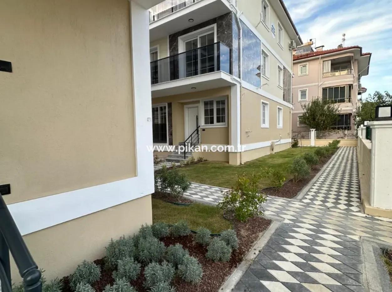 Ortaca Cumhuriyet De 2+1 Sıfır Havuzlu Daire Satılık