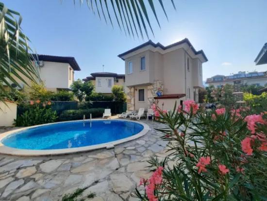 Muğla Dalyan Da Satılık  2+1 Yüzme Havuzlu Villa