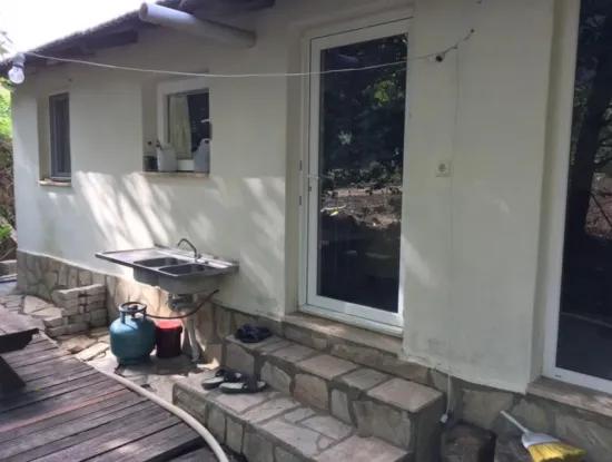 Muğla Ortaca Okçularda Eşyasız Kiralık 2+1 Bahçeli Köy Evi