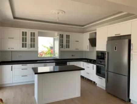 Muğla Dalyanda 200 M2 4+1 Sıfır Müstakil Villa Satılık