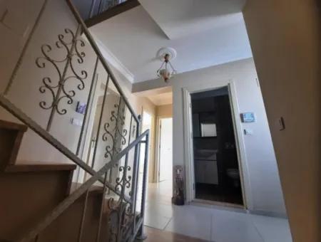 Muğla Ortaca Okçularda 200 M2 5+1 Yüzme Havuzlu Müstakil Eşyalı Villa Yıllık Kiralık