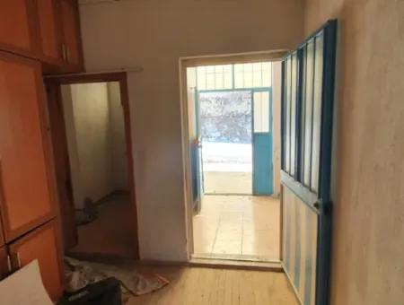 Denizli Çameli Ericekte İçinde 2 Adet Ev Bulunan Arazi Satılık